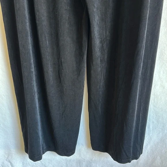 Chico’s Travelers black high rise wide leg stretchy pants, size 3 (16) - Picture 6 of 10